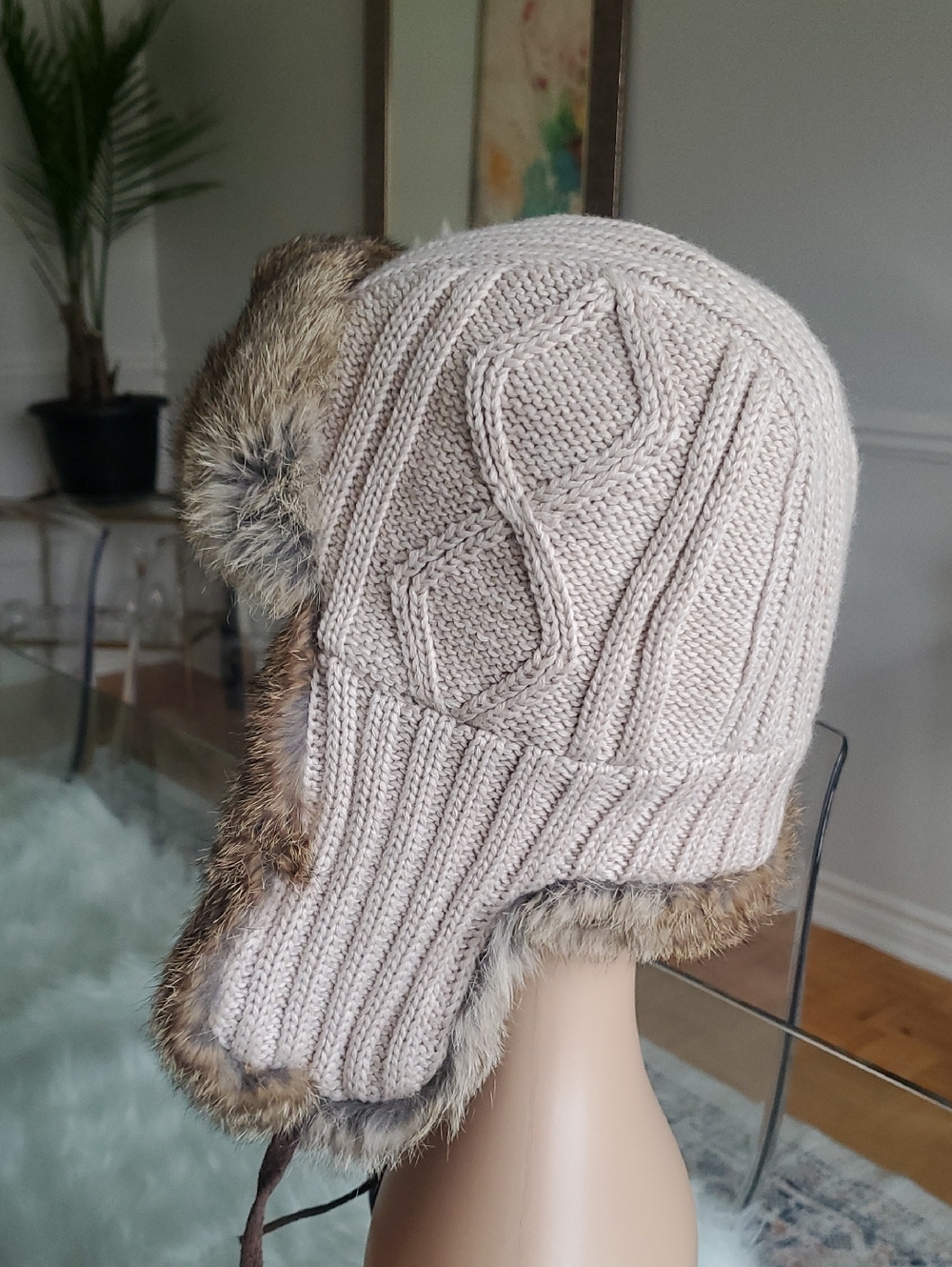 Real Rabbit Fur Cable Knit Trapper Hat - Picture 5 of 11